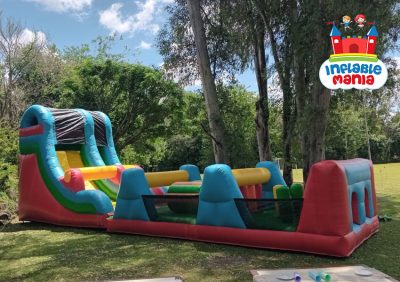 Circuito Obstáculos con Tobogán 13 x 4 x 5 mts